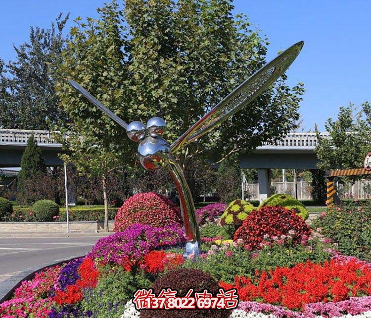 大型不銹鋼蜻蜓雕塑,給城市花園添彩 大型不銹鋼蜻蜓雕塑,給城市花園添彩