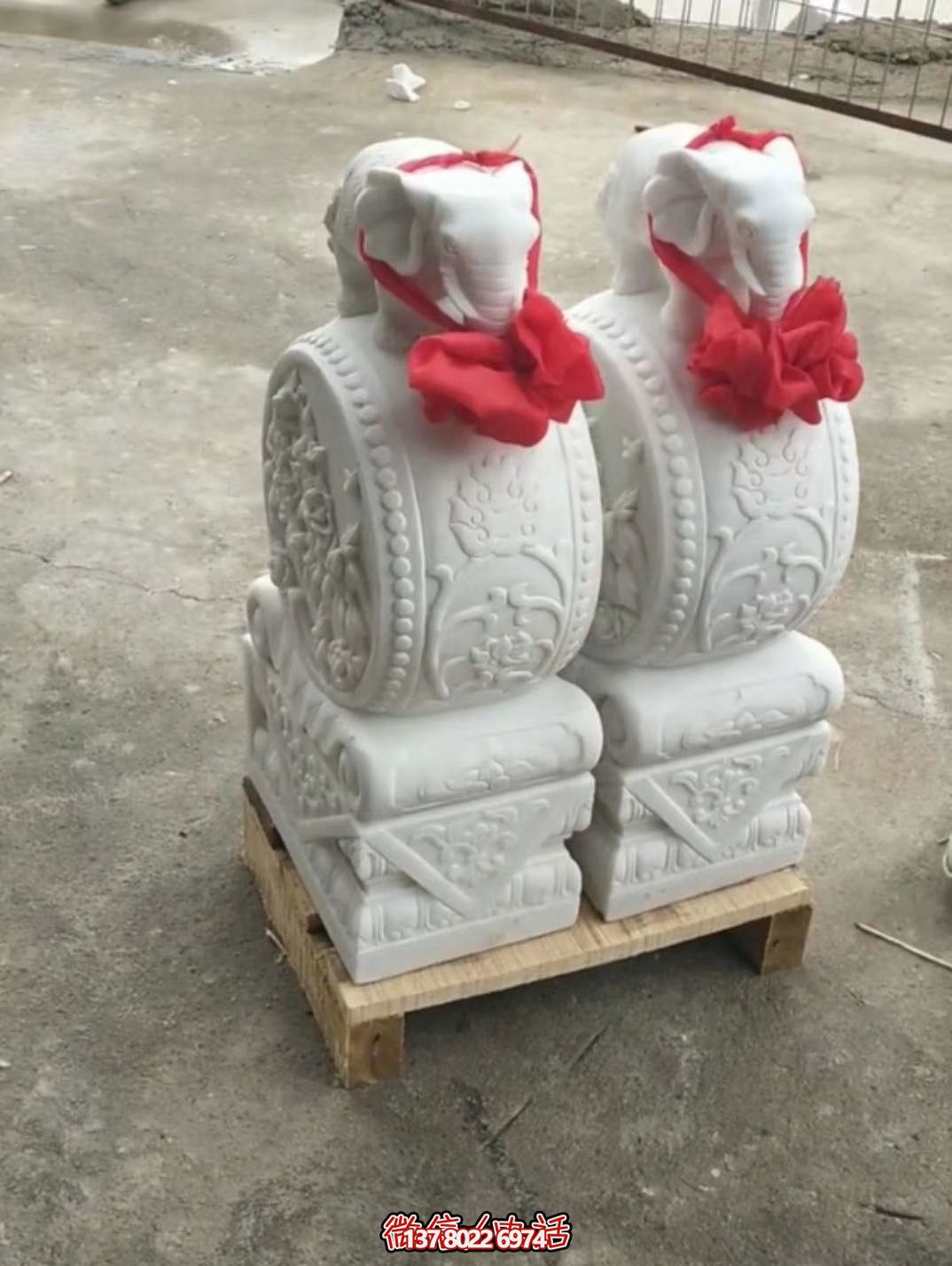 漢白玉吉祥小象雕塑，石門口擺放門墩