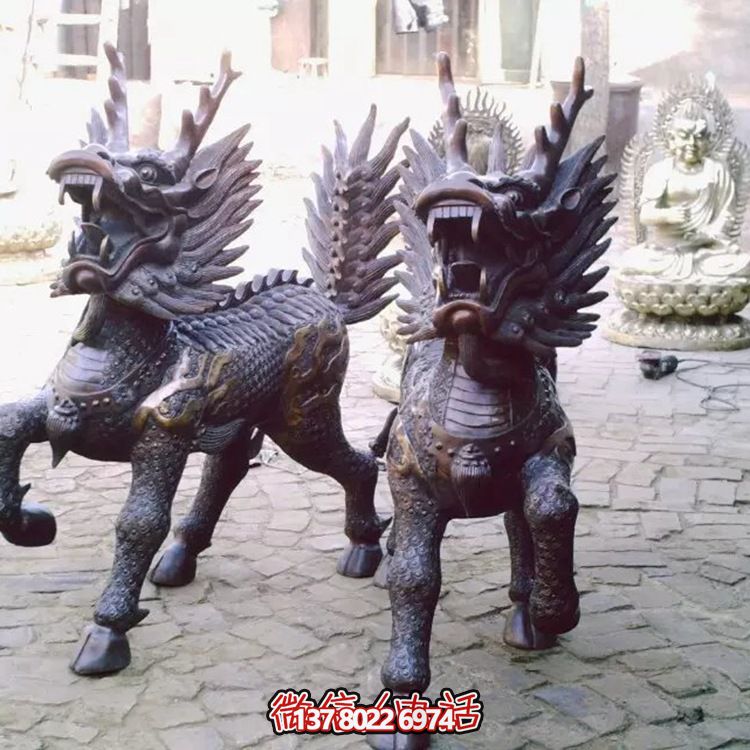 不銹鋼雕塑——精美的麒麟，奔跑、吼叫的象征