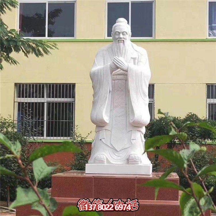 孔子雕像，傳承歷史文化