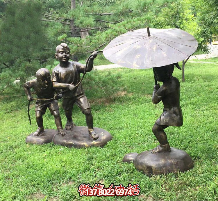 戶外景區(qū)銅雕玩水的兒童雕塑 戶外景區(qū)銅雕玩水的兒童雕塑